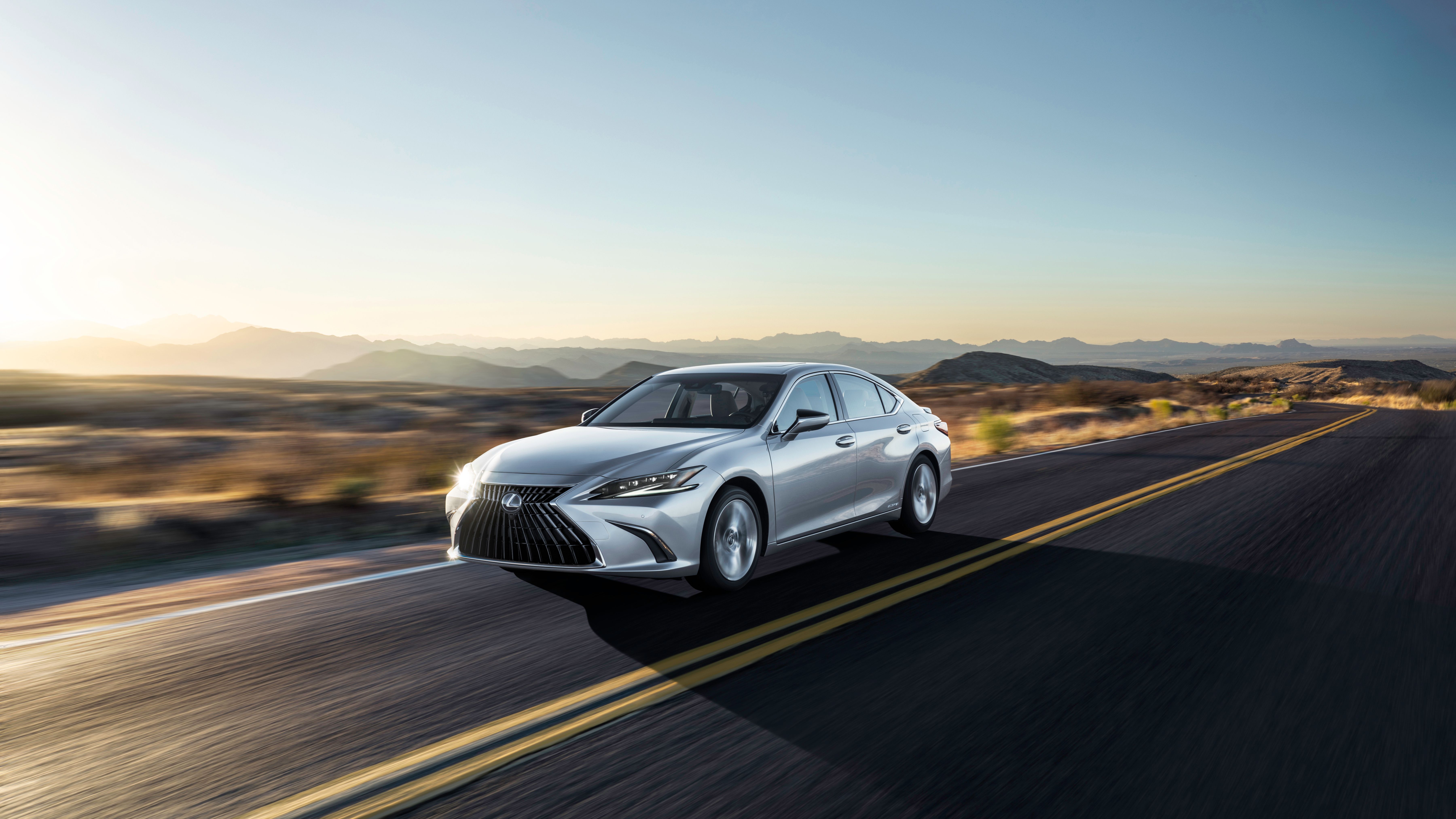 ES_Ultra_Luxury_Low_16x9_1_92992cbfa3
