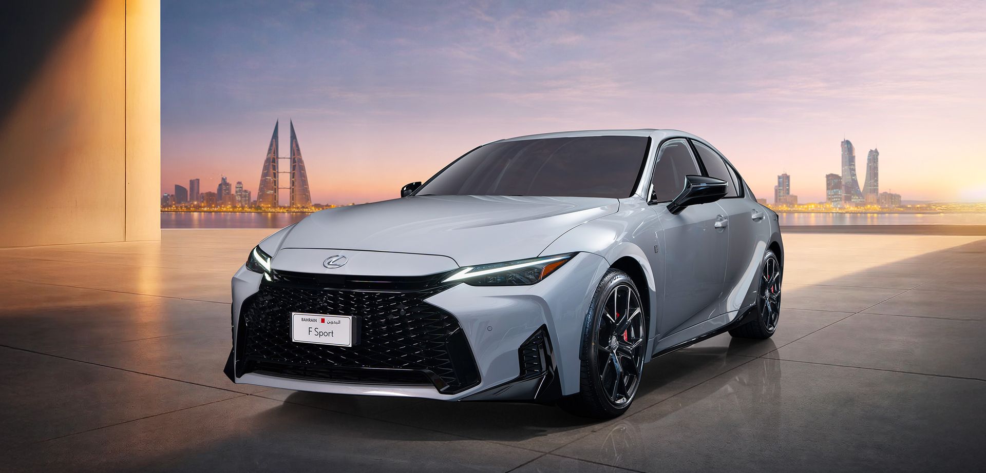 Lexus IS 350 High Line - Luxury Sedan with Refined Elegance